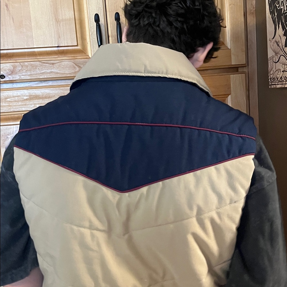 Vintage Sundance Products Puffer Vest - Picture 3 of 8
